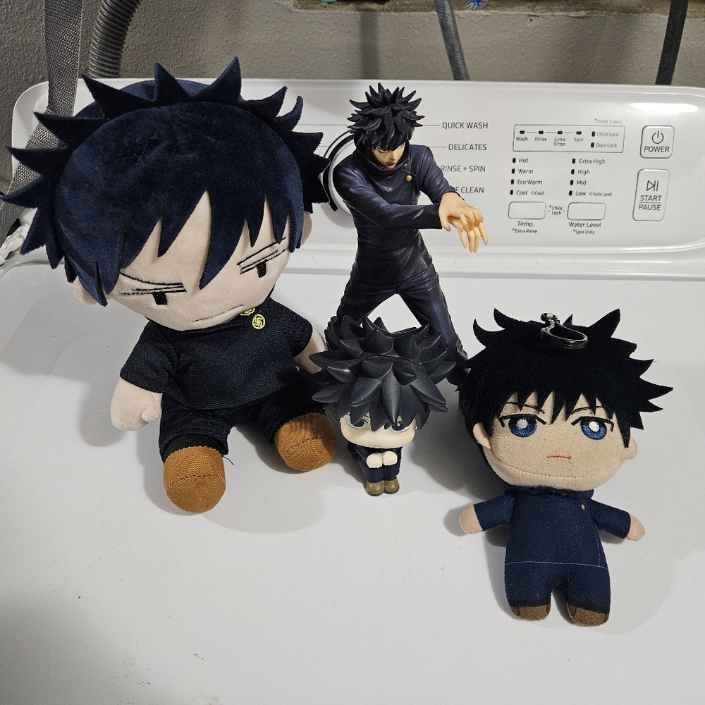 Megumi Figures